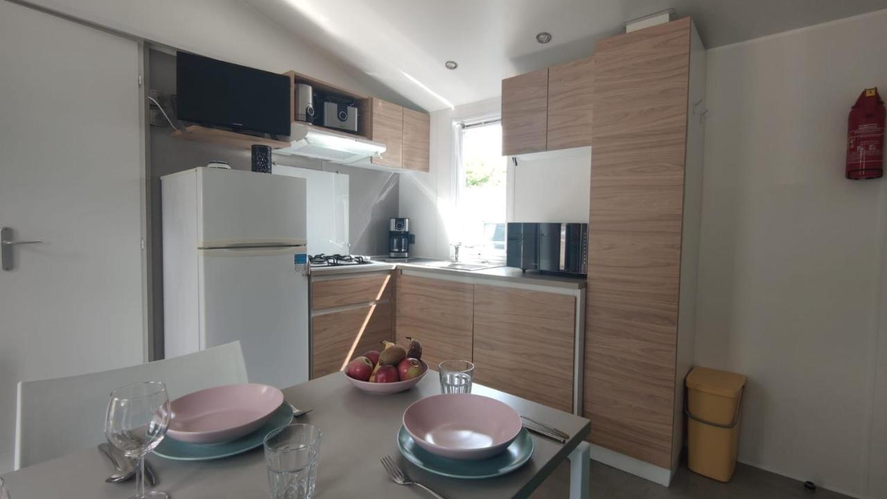 Mobilheim Herz Lauwersoog - Chalet Robbengat Bagian luar foto